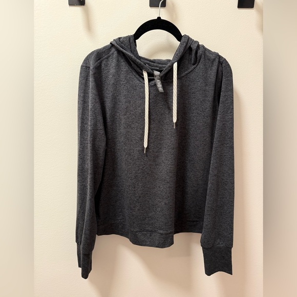 Vuori Heather Gray Hoodie - Picture 1 of 3